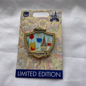 Disney Skyway Winne the Poo Pin